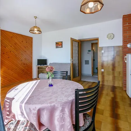 Niko Apartment