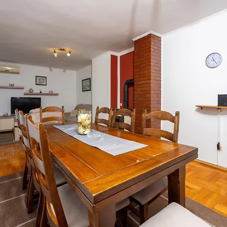 Niko * קריקווניצה